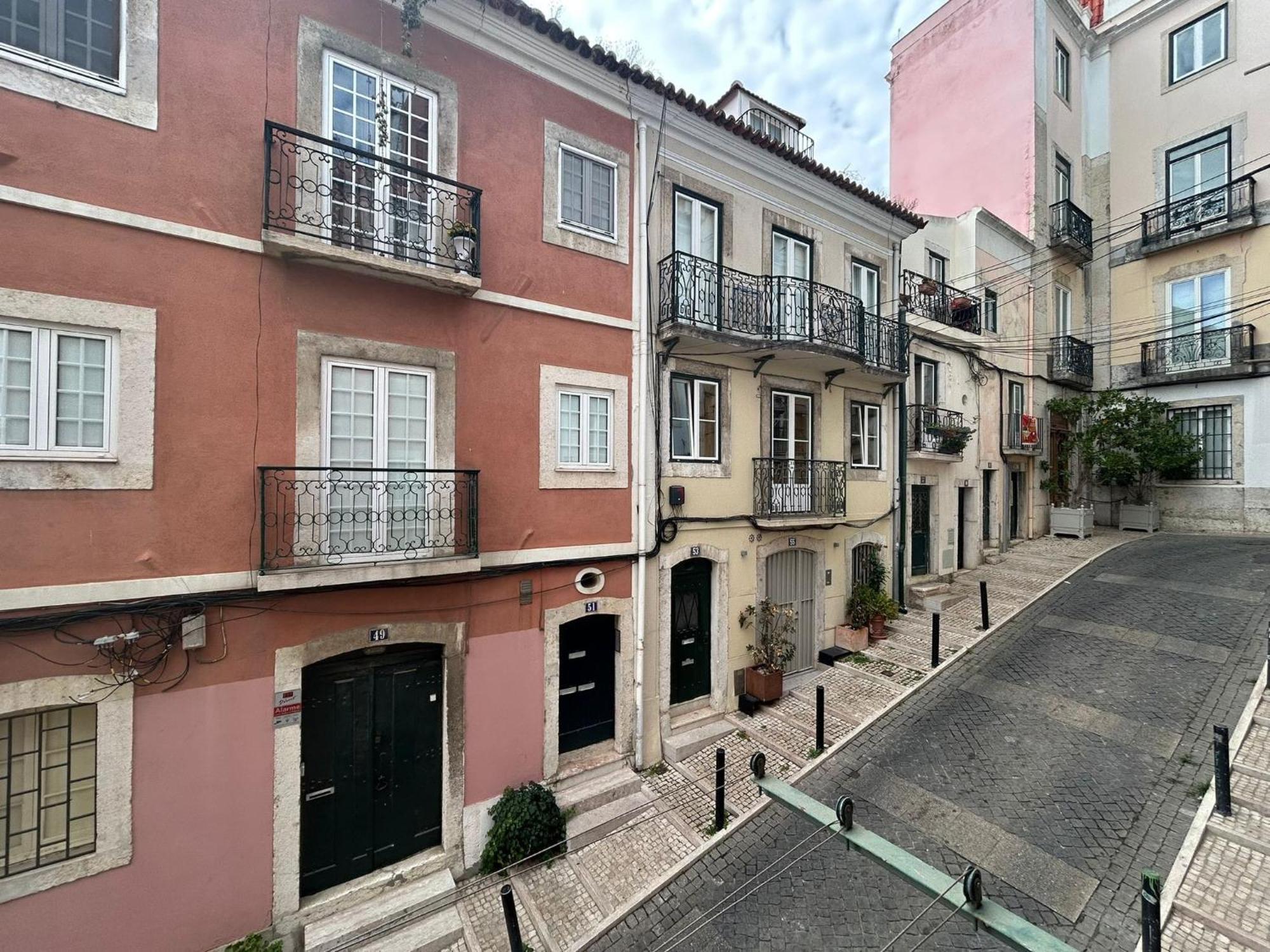 Typical Bica Apartment Lisboa Exterior foto